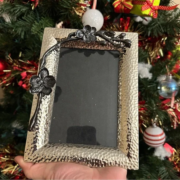 Michael Aram Black Orchid Picture Frame - Picture 8 of 10